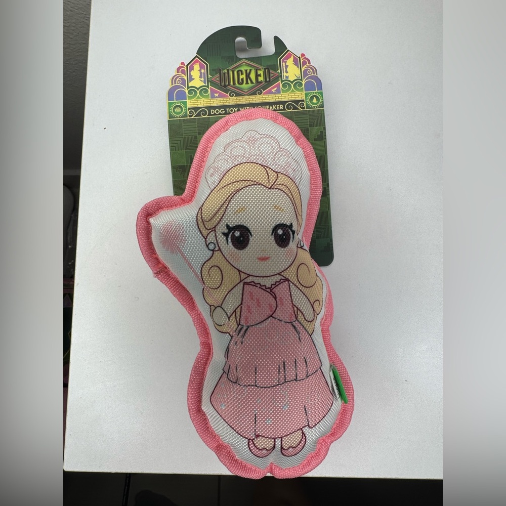 Wicked Glinda Upland 9’ Dog Toy w Squeaker NWT
